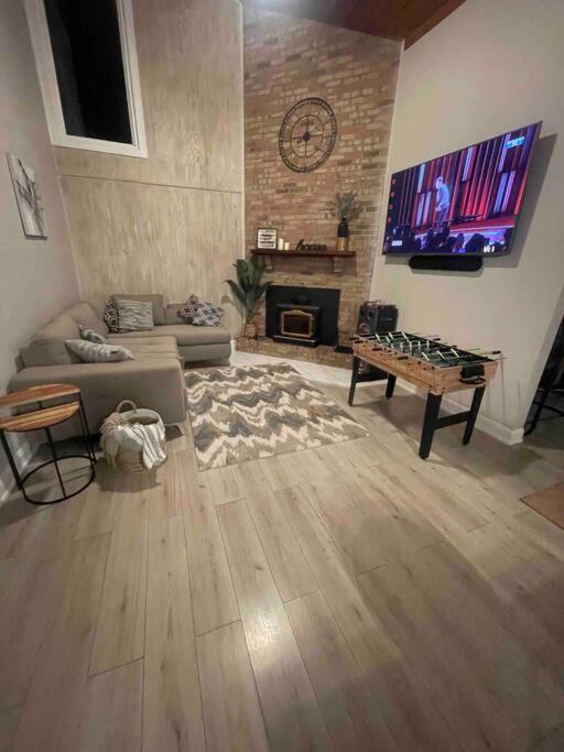 Modern Home Near Lake W Hottub, Game Room, Fireplace Albrightsville Exterior photo