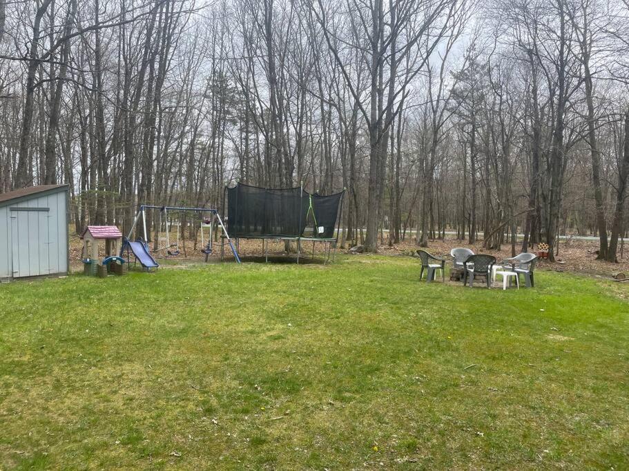 Modern Home Near Lake W Hottub, Game Room, Fireplace Albrightsville Exterior photo
