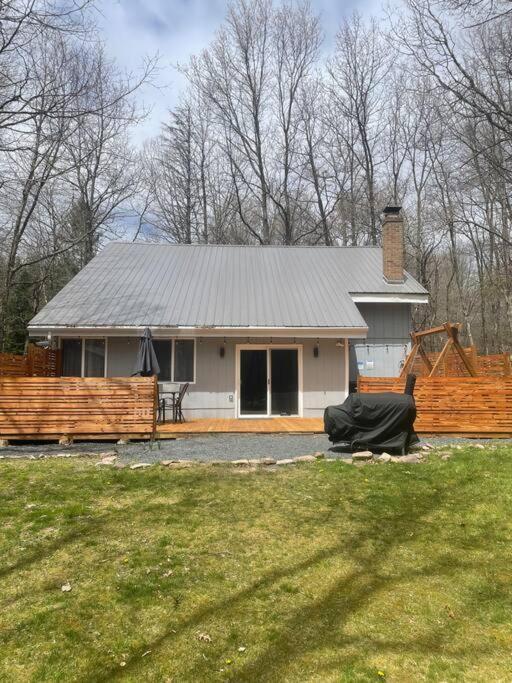 Modern Home Near Lake W Hottub, Game Room, Fireplace Albrightsville Exterior photo